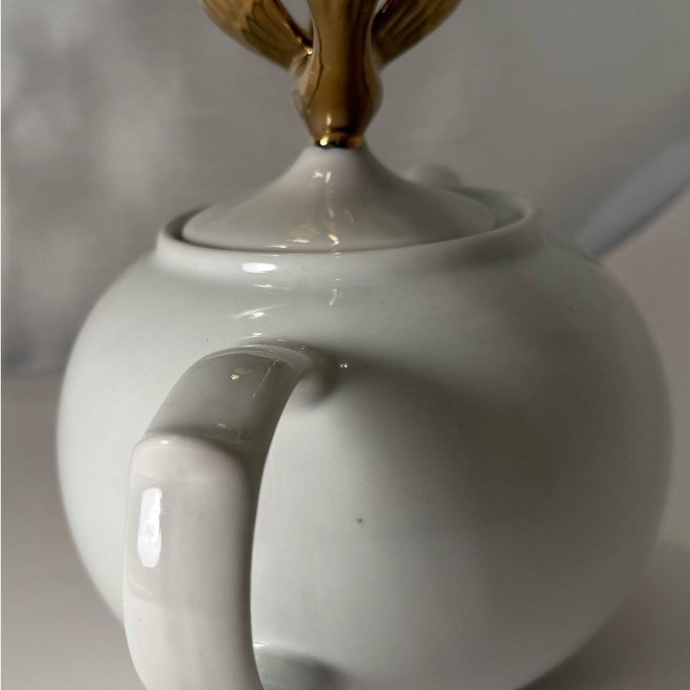 Mc2 By Top Choice White Teapot With Golden Bird - Picture 3 of 7
